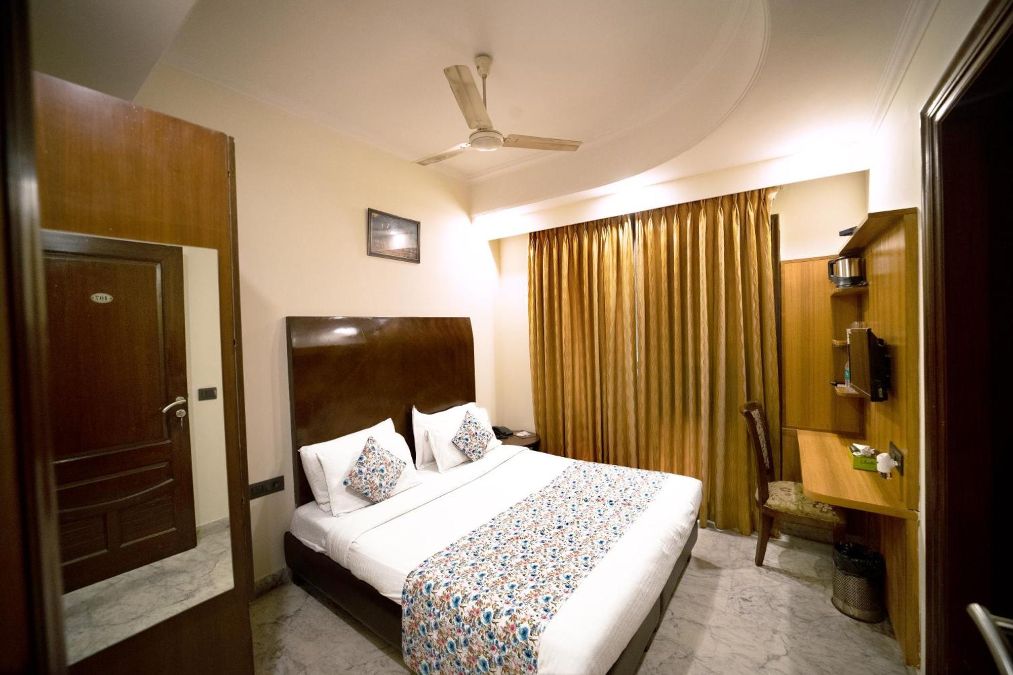 Hotel Kastor Neu-Delhi Exterior foto